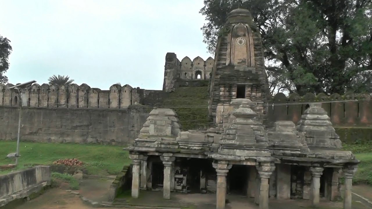 आसपास की प्रकृति